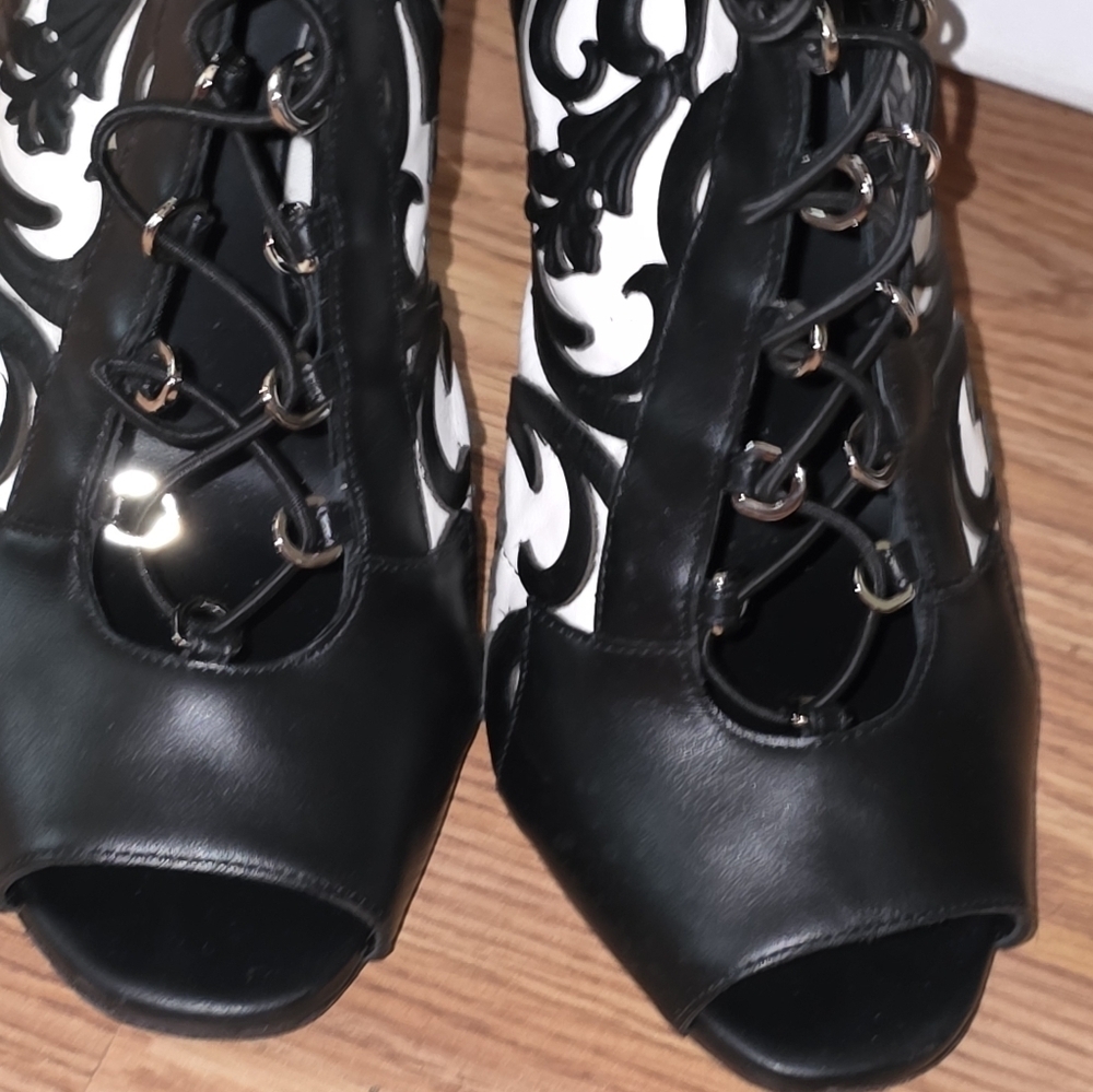 Balmain Lace-Up Laser-Cut Leather Thigh Boots Size 41 - Picture 13 of 16